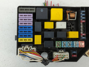 2001-2003 Hyundai Elantra Fusebox Fuse Box Panel Relay Module P/N:912202D034 912202D033 Fits 2001 2002 2003 OEM Used Auto Parts