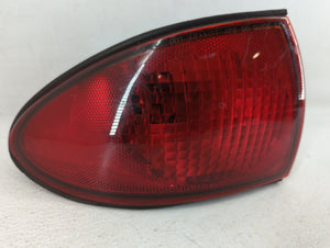 2000-2002 Chevrolet Cavalier Tail Light Assembly Driver Left OEM P/N:16519319 Fits 2000 2001 2002 OEM Used Auto Parts