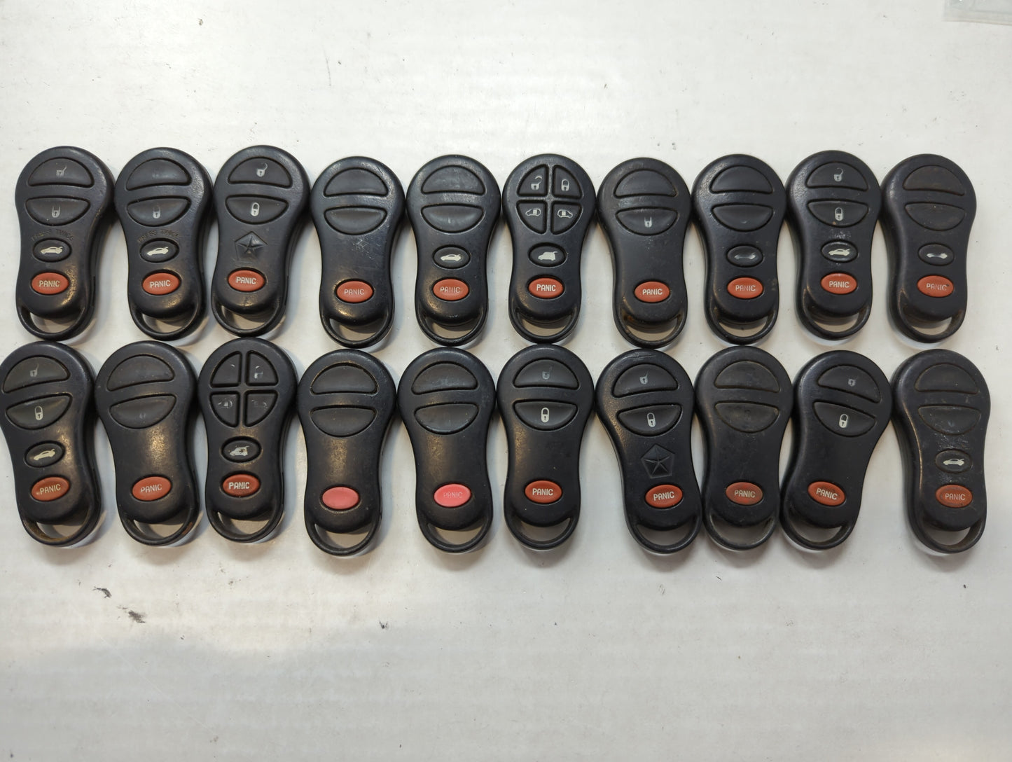 Lot of 20 Dodge Keyless Entry Remote Fob GQ43VT9T | GQ43VTI7T 04759008 | - Oemusedautoparts1.com