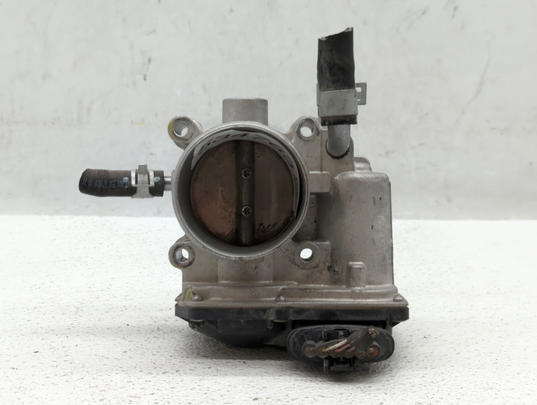 2012-2019 Hyundai Accent Throttle Body P/N:35100-2B300 Fits 2012 2013 2014 2015 2016 2017 2018 2019 OEM Used Auto Parts