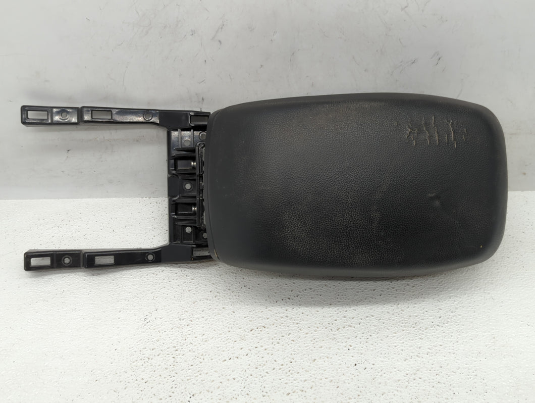 2014 Hyundai Elantra Gt Center Console Armrest Cover Lid Fits OEM Used Auto Parts