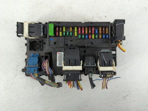 2015-2016 Lincoln Mkz Fusebox Fuse Box Panel Relay Module P/N:FG9T-15604-BJ Fits 2015 2016 OEM Used Auto Parts