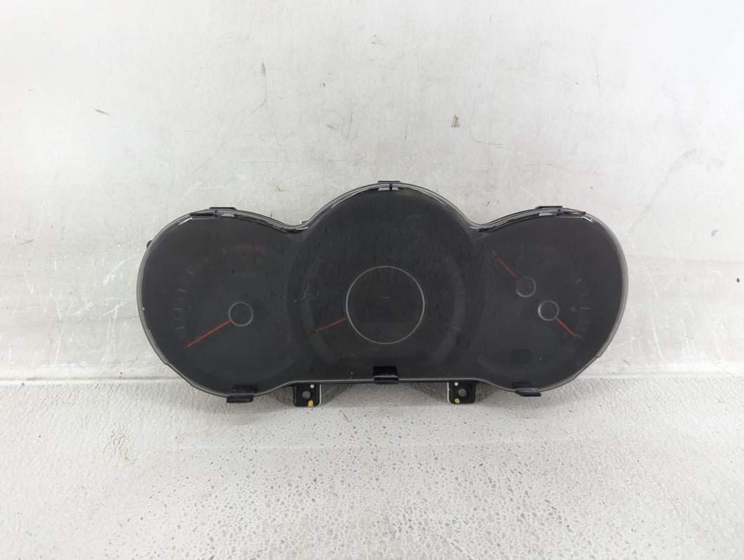 2014-2015 Kia Optima Instrument Cluster Speedometer Gauges P/N:94031-2T270 Fits 2014 2015 OEM Used Auto Parts