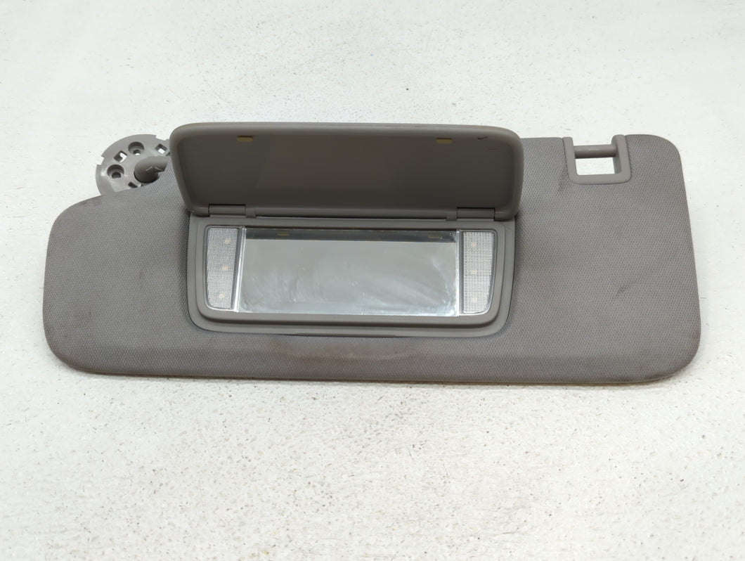 2018-2019 Chevrolet Equinox Sun Visor Shade Replacement Passenger Right Mirror Fits 2018 2019 OEM Used Auto Parts