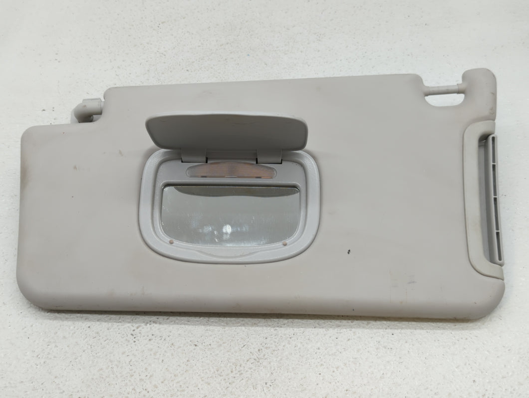 2015-2022 Jeep Renegade Sun Visor Shade Replacement Driver Left Mirror Fits 2015 2016 2017 2018 2019 2020 2021 2022 OEM Used Auto Parts