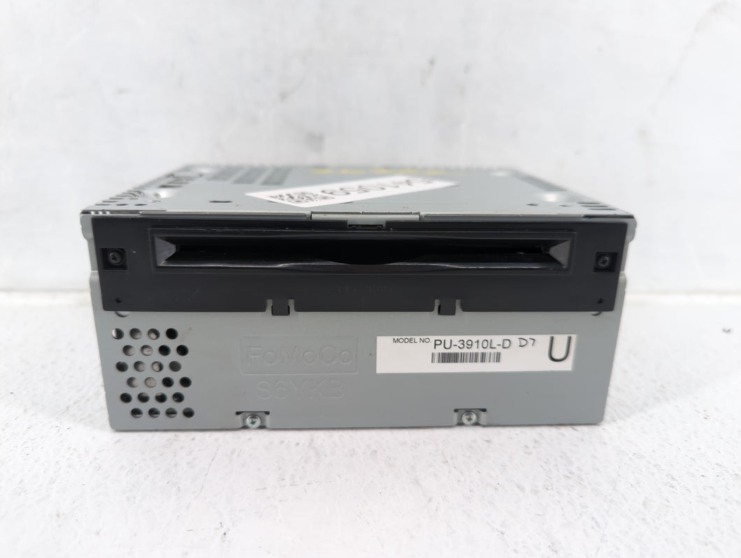 2014-2015 Ford Explorer Radio AM FM Cd Player Receiver Replacement P/N:EB5T-19C107-JA EB5T-19C107-HA Fits 2014 2015 OEM Used Auto Parts