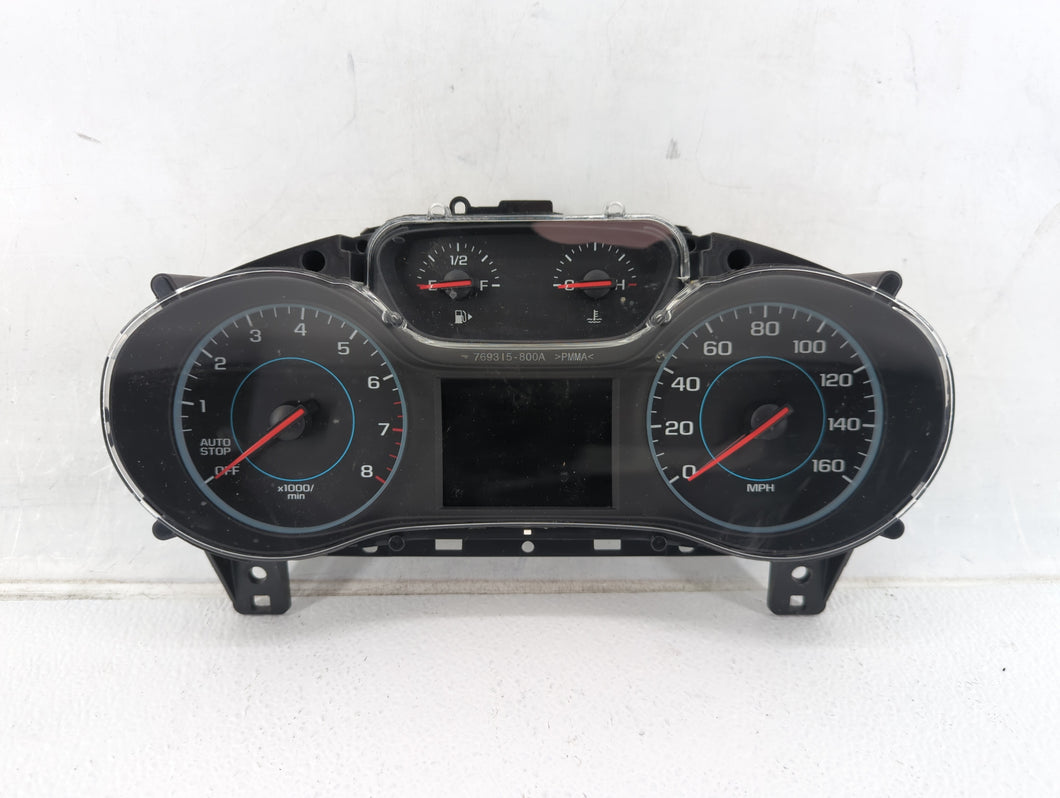 2017-2018 Chevrolet Cruze Instrument Cluster Speedometer Gauges P/N:39084636 Fits 2017 2018 OEM Used Auto Parts