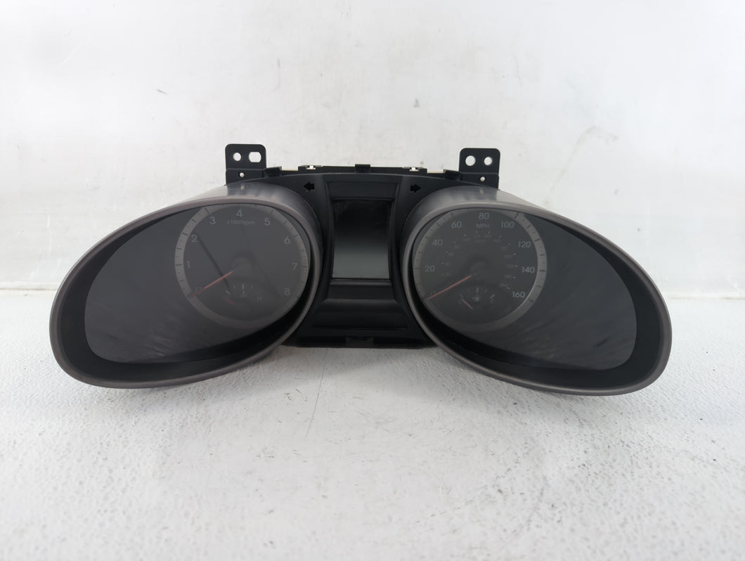 2013-2014 Hyundai Santa Fe Instrument Cluster Speedometer Gauges P/N:94001-4Z011 Fits 2013 2014 OEM Used Auto Parts