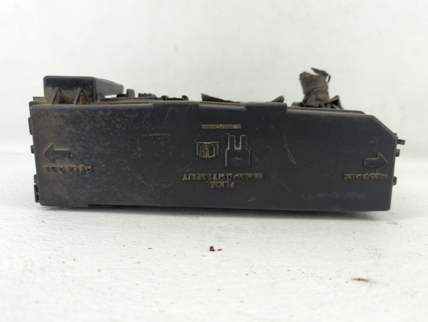 2008-2011 Ford Focus Fusebox Fuse Box Panel Relay Module Fits 2008 2009 2010 2011 OEM Used Auto Parts - Oemusedautoparts1.com