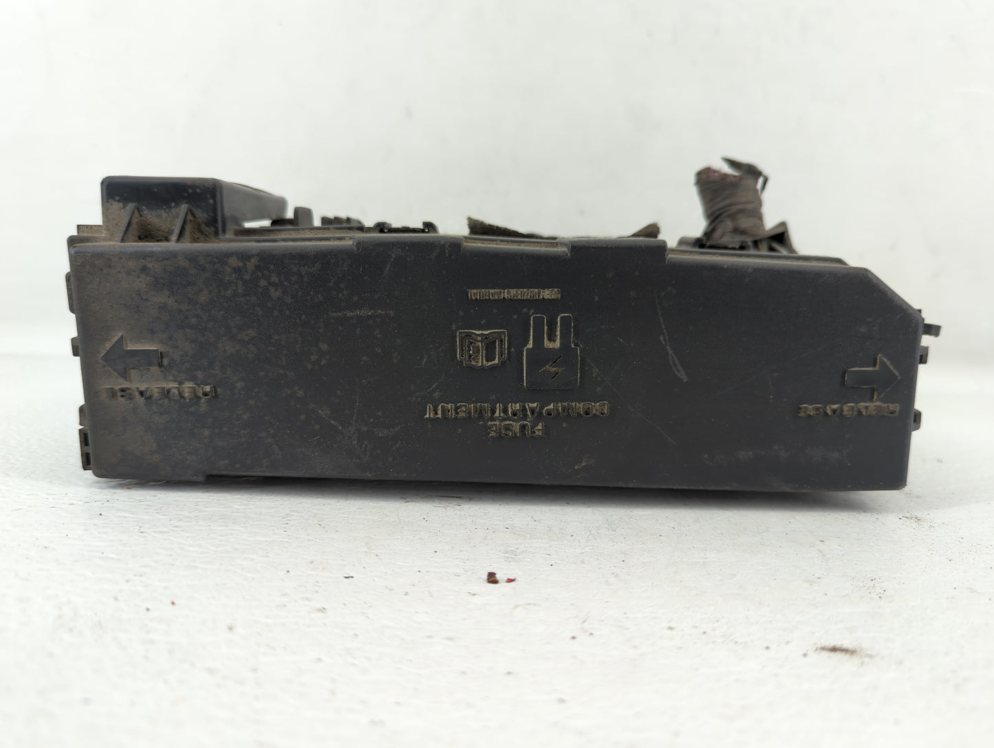 2008-2011 Ford Focus Fusebox Fuse Box Panel Relay Module Fits 2008 2009 2010 2011 OEM Used Auto Parts - Oemusedautoparts1.com