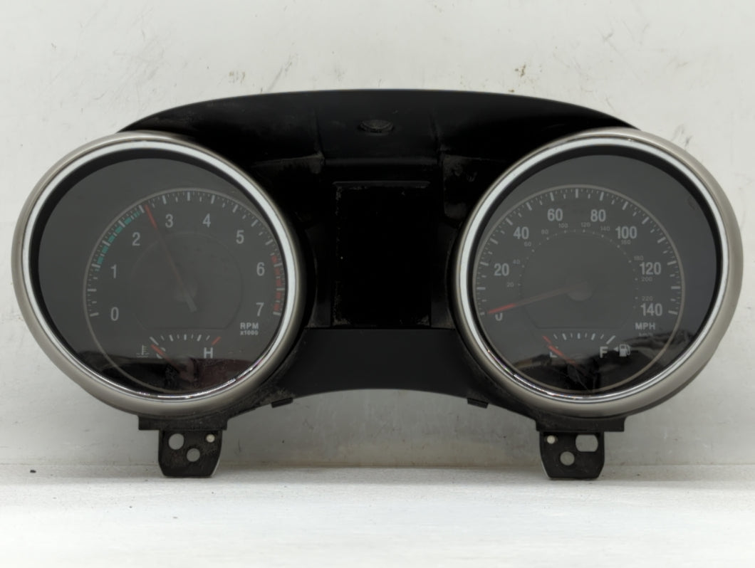 2011 Jeep Grand Cherokee Instrument Cluster Speedometer Gauges P/N:56046427AC 5172605AI Fits OEM Used Auto Parts