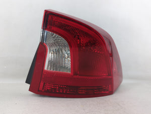 2013 Volvo V60 Tail Light Assembly Passenger Right OEM P/N:30796268 Fits 2011 2012 2014 2015 2016 2017 2018 OEM Used Auto Parts