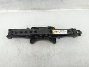 2011 Chrysler 300 Spare Scissor Car Jack