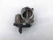 2012-2015 Chevrolet Captiva Sport Throttle Body P/N:12632101CA Fits 2012 2013 2014 2015 OEM Used Auto Parts