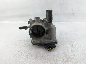 2012-2017 Hyundai Veloster Throttle Body P/N:35100-2B300 Fits 2012 2013 2014 2015 2016 2017 2018 2019 OEM Used Auto Parts