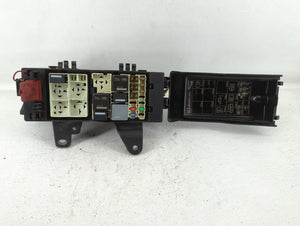 2017-2018 Jaguar F-Pace Fusebox Fuse Box Panel Relay Module P/N:GX73-14A076-AA Fits 2017 2018 OEM Used Auto Parts