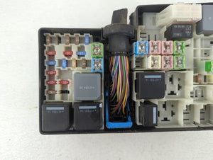 2018 Ford Escape Fusebox Fuse Box Panel Relay Module P/N:AV6T-14A067-AD AV6T-14A142-AB Fits OEM Used Auto Parts