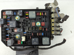 2018 Chevrolet Cruze Fusebox Fuse Box Panel Relay Module P/N:39049563 Fits OEM Used Auto Parts