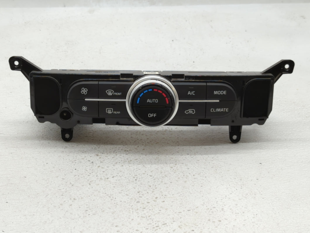 2017-2019 Kia Soul Climate Control Module Temperature AC/Heater Replacement P/N:97250-B2GQ1CA 97250-B2DQ1CA Fits 2017 2018 2019 OEM Used Auto Parts