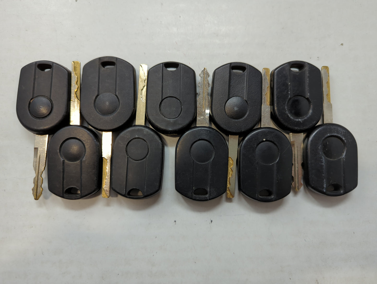 Lot of 10 Aftermarket Ford Keyless Entry Remote Fob MIXED FCC IDS MIXED - Oemusedautoparts1.com