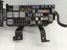2011-2012 Lincoln Mkz Fusebox Fuse Box Panel Relay Module P/N:BH6T-14290-B Fits 2010 2011 2012 OEM Used Auto Parts