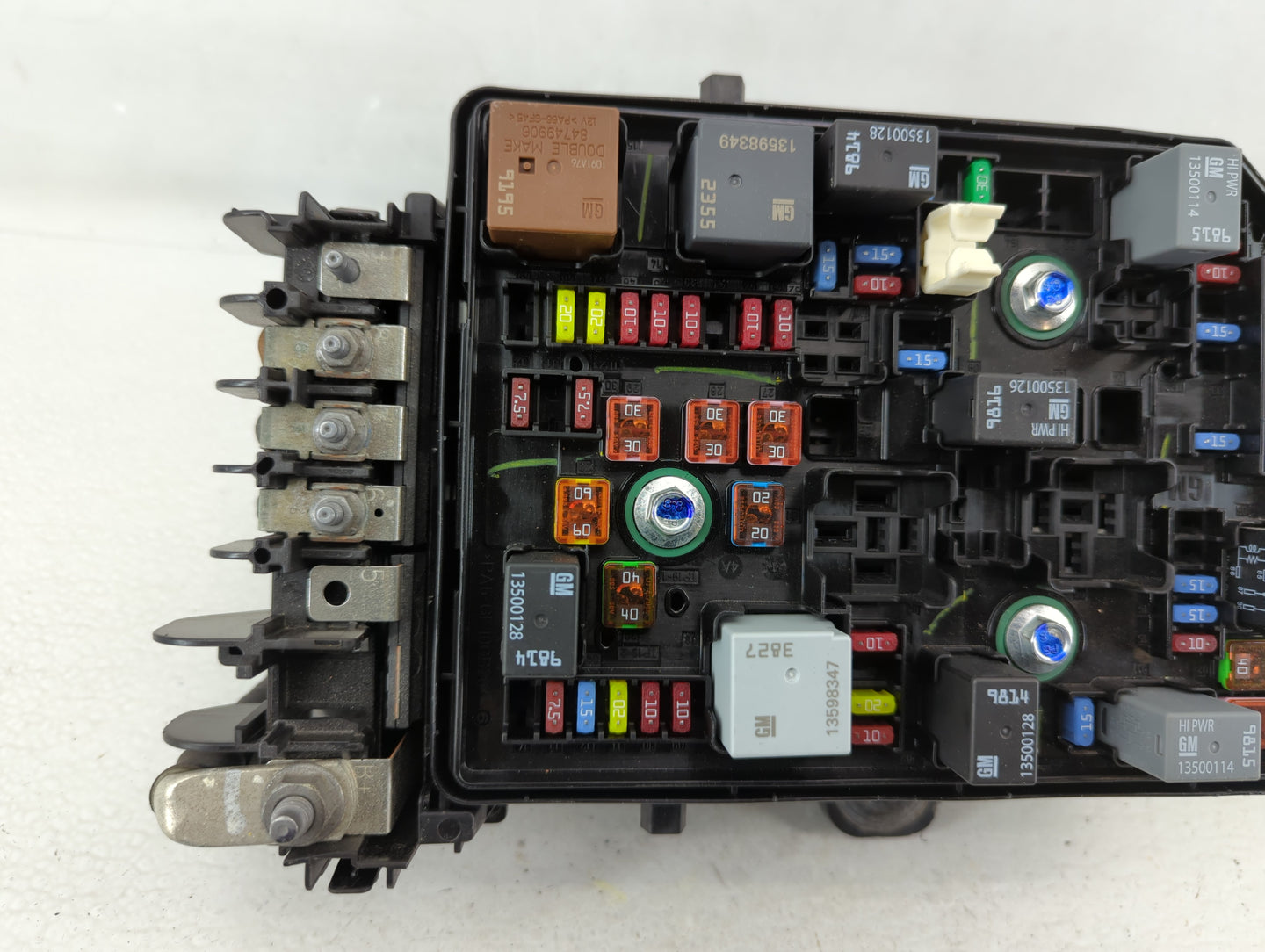 2018-2021 Gmc Terrain Fusebox Fuse Box Panel Relay Module P/N:23246682 Fits 2018 2019 2020 2021 2022 OEM Used Auto Parts - Oemusedautoparts1.com