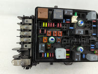 2018-2021 Gmc Terrain Fusebox Fuse Box Panel Relay Module P/N:23246682 Fits 2018 2019 2020 2021 2022 OEM Used Auto Parts - Oemusedautoparts1.com