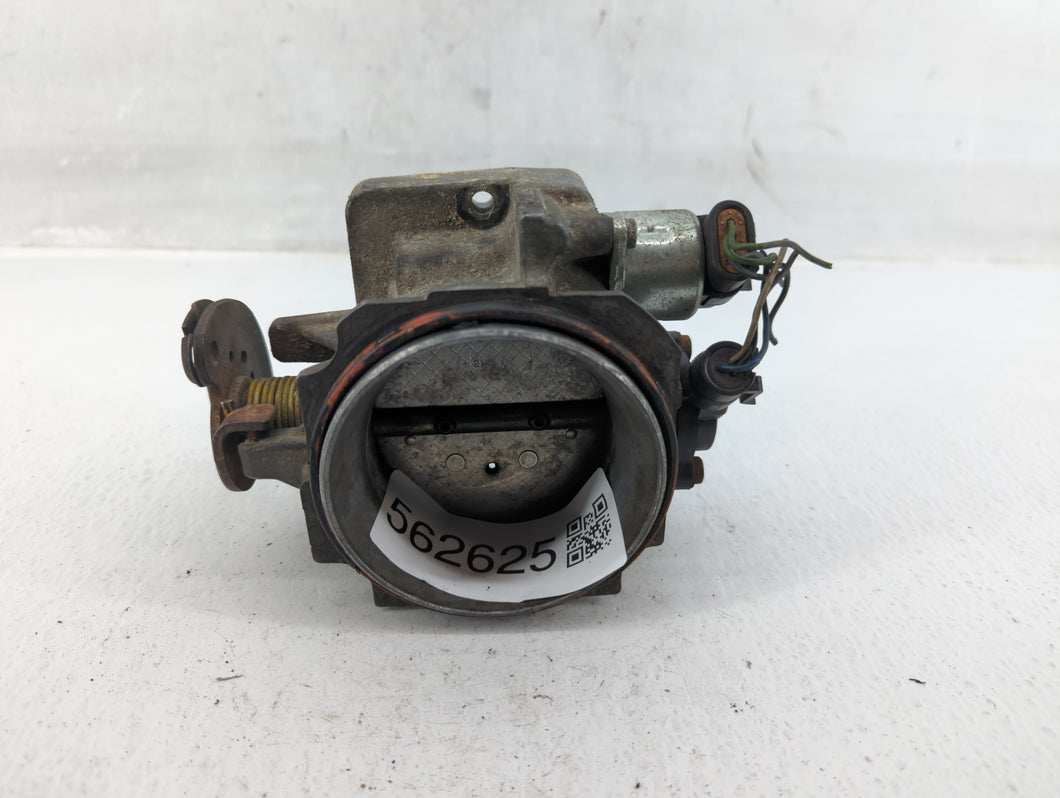 1996-1997 Chevrolet Tahoe Throttle Body P/N:901204 Fits 1996 1997 OEM Used Auto Parts