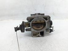 1996-1997 Chevrolet Suburban 1500 Throttle Body P/N:70786A 21252 Fits 1996 1997 OEM Used Auto Parts