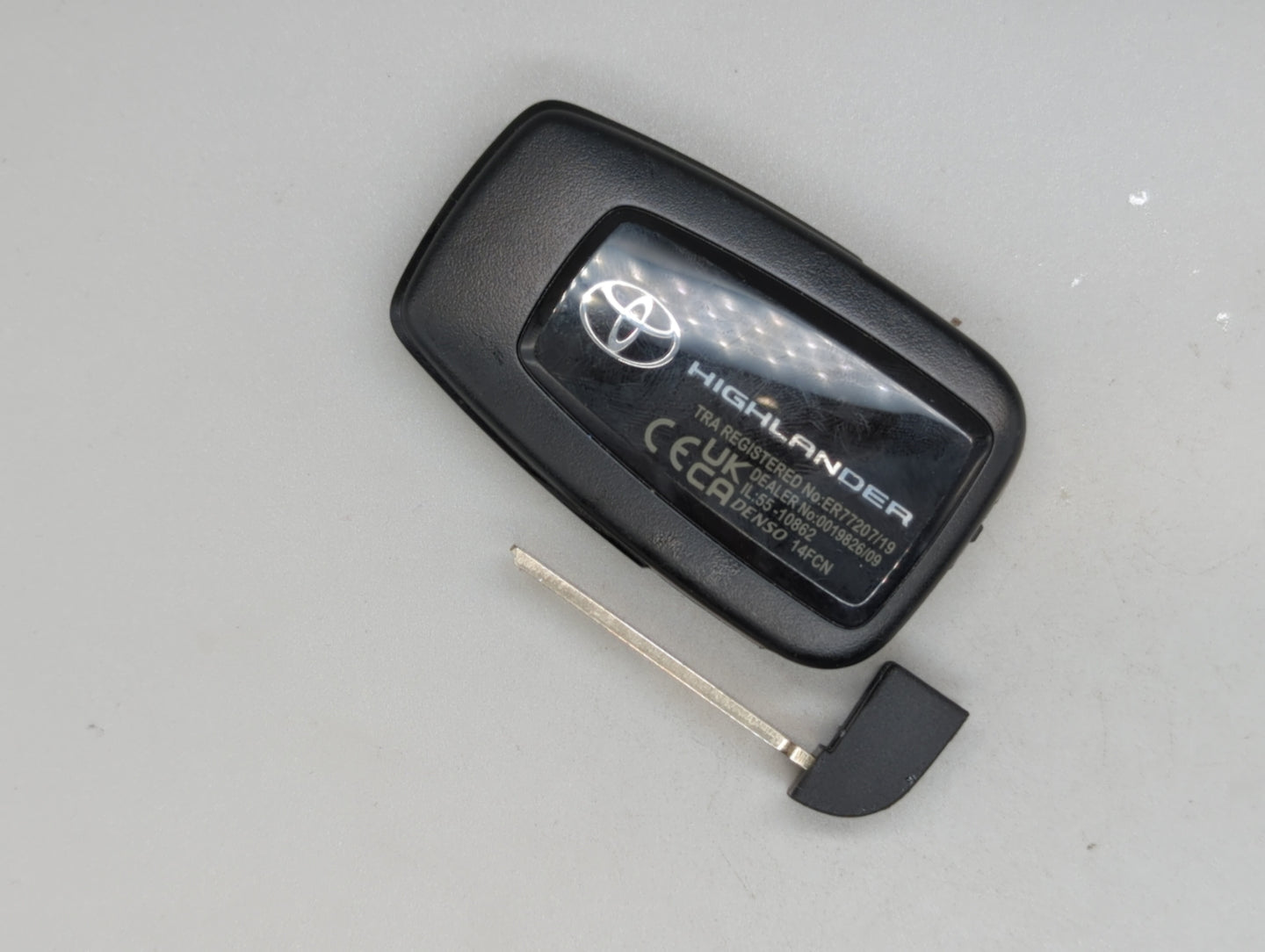 Toyota Highlander Keyless Entry Remote Fob IL: 55-10862 231451-3450 3 buttons - Oemusedautoparts1.com