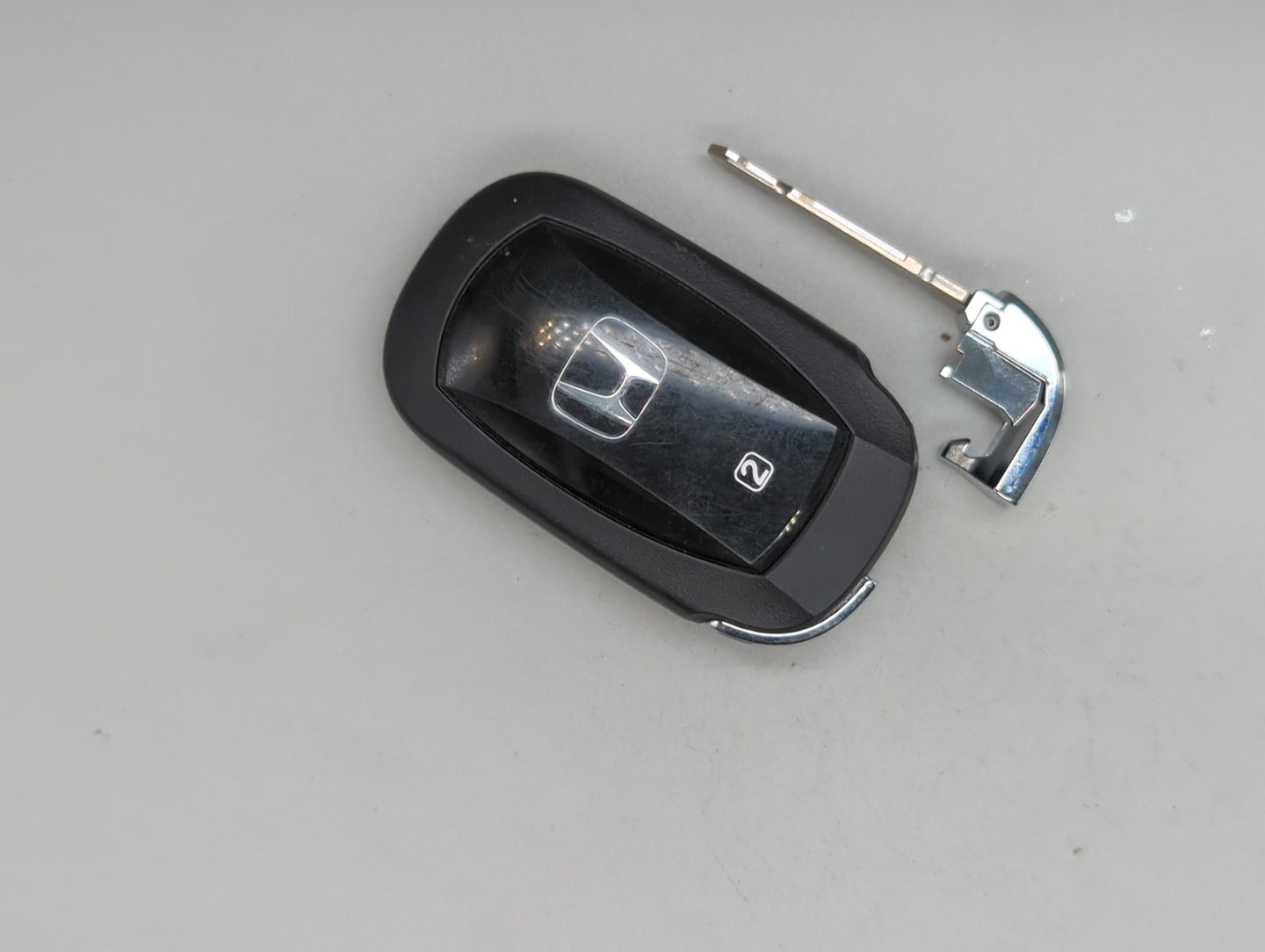 Honda Cr-V Keyless Entry Remote Fob KR5TP-4 driver2 72147-T90-A31 5 buttons - Oemusedautoparts1.com