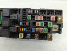 2005-2007 Ford Freestyle Fusebox Fuse Box Panel Relay Module P/N:7154-3176-CAV-2 Fits 2005 2006 2007 OEM Used Auto Parts