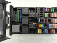 2005-2007 Ford Freestyle Fusebox Fuse Box Panel Relay Module P/N:7154-3176-CAV-2 Fits 2005 2006 2007 OEM Used Auto Parts