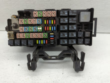 2010-2012 Lincoln Mkt Fusebox Fuse Box Panel Relay Module P/N:8G1T-14A003-AC Fits 2009 2010 2011 2012 OEM Used Auto Parts