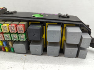 2005-2006 Mazda Tribute Fusebox Fuse Box Panel Relay Module Fits 2005 2006 OEM Used Auto Parts