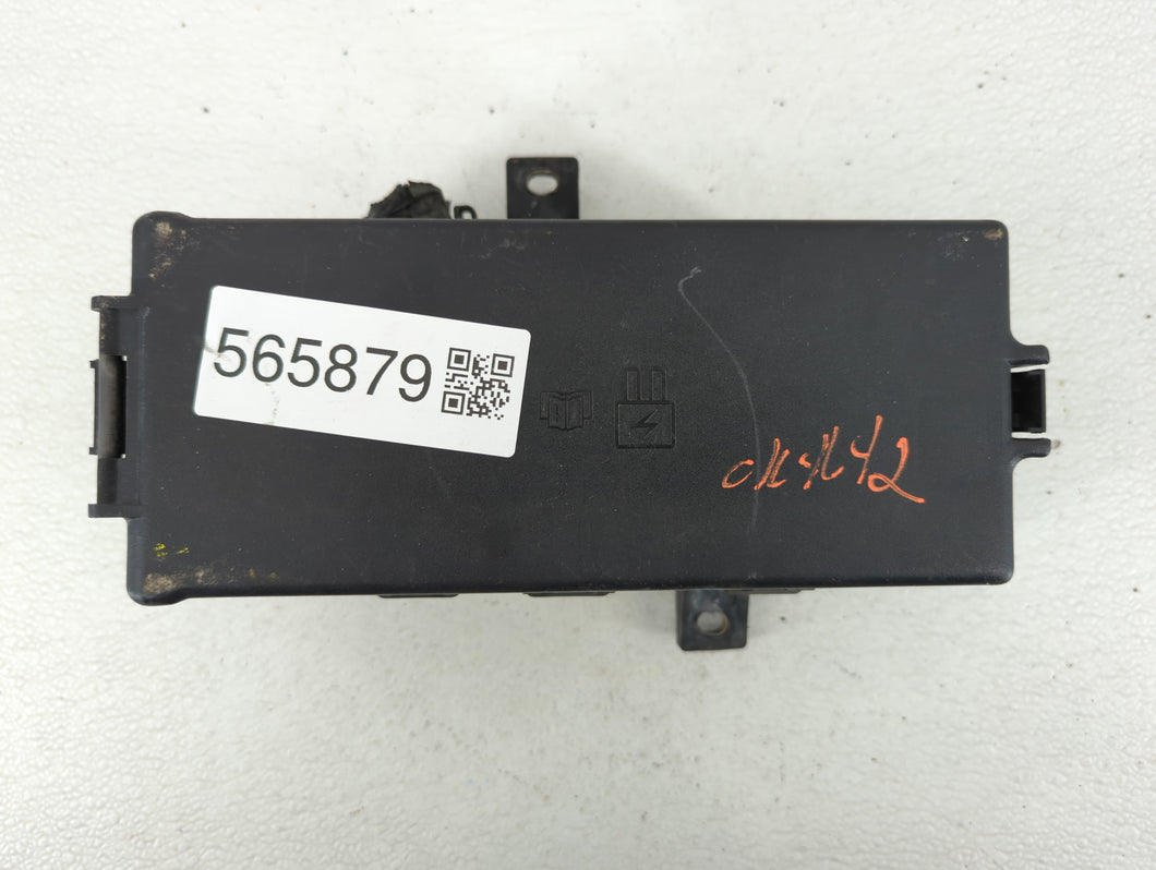 2012-2014 Ford Mustang Fusebox Fuse Box Panel Relay Module P/N:AR3T-14A003-AB Fits 2012 2013 2014 OEM Used Auto Parts