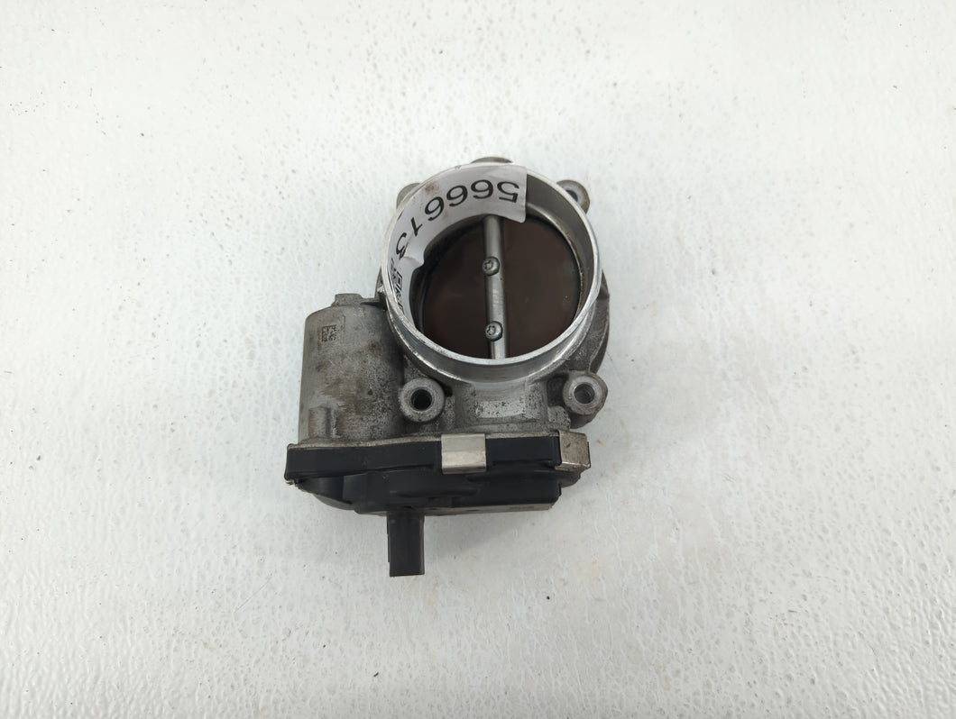 2014-2015 Chevrolet Silverado 1500 Throttle Body Fits 2014 2015 OEM Used Auto Parts