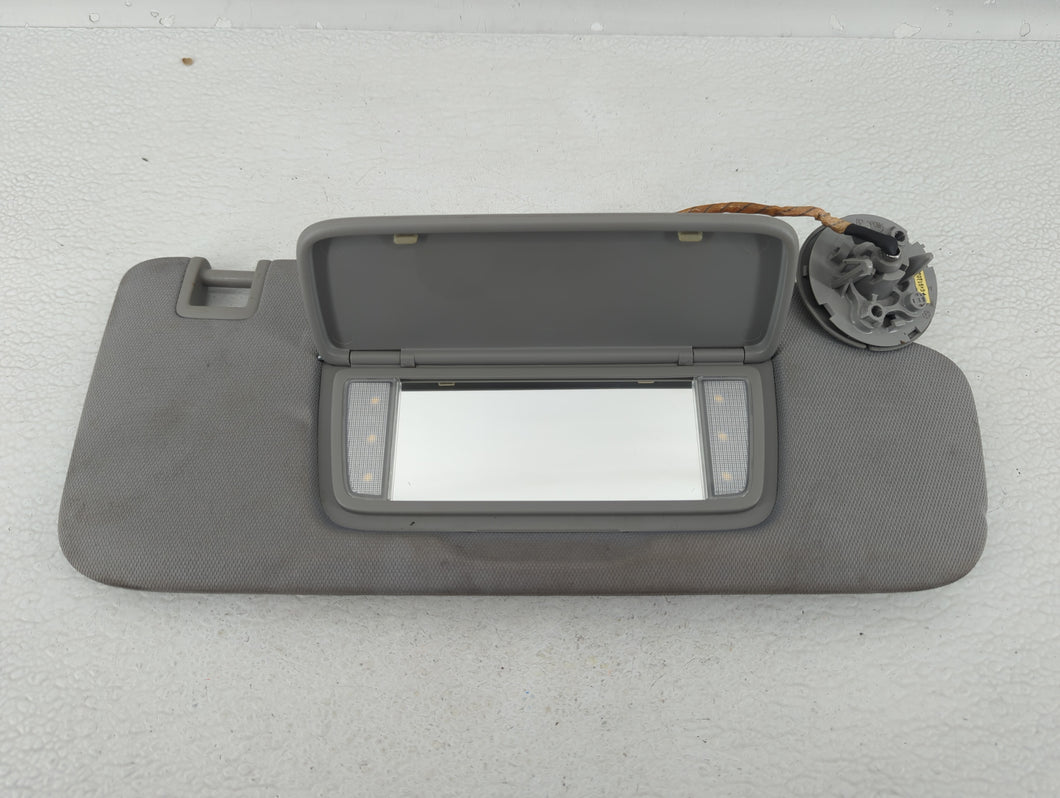 2018-2019 Chevrolet Equinox Sun Visor Shade Replacement Driver Left Mirror Fits 2018 2019 OEM Used Auto Parts