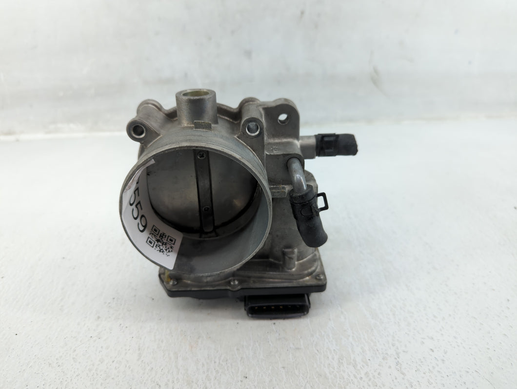 2014-2018 Kia Sorento Throttle Body Fits 2012 2013 2014 2015 2016 2017 2018 OEM Used Auto Parts