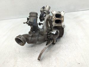 2015 Volkswagen Passat Turbocharger Exhaust Manifold With Turbo Charger