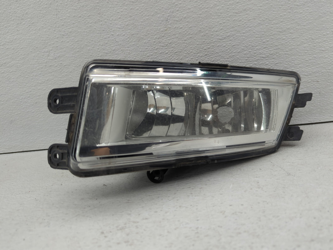 2012-2014 Volkswagen Passat Driver Left Oem Front Light Lamp