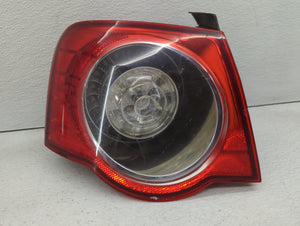 2006-2010 Volkswagen Passat Tail Light Assembly Driver Left OEM P/N:3C9 945 093A 05S Fits 2006 2007 2008 2009 2010 OEM Used Auto Parts