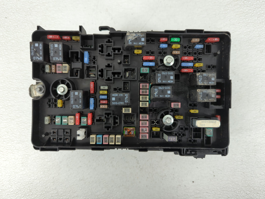 2020-2022 Chrysler Voyager Fusebox Fuse Box Panel Relay Module P/N:6356-5509 Fits 2020 2021 2022 OEM Used Auto Parts