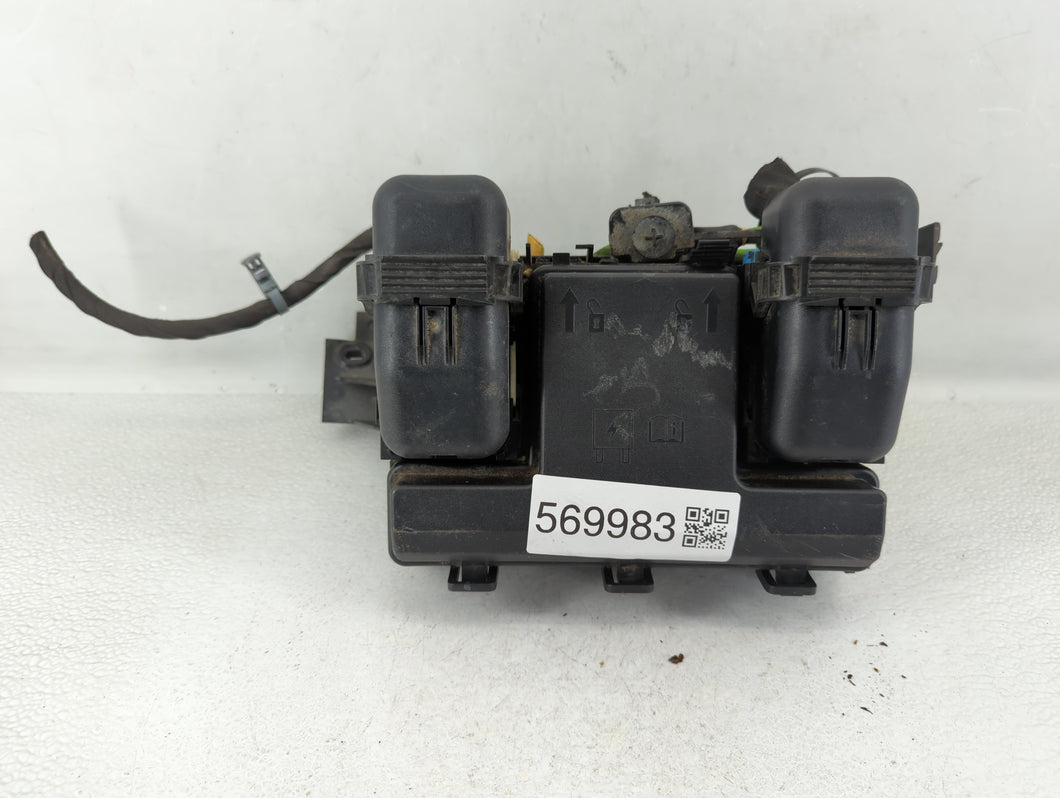 2017-2020 Ford Fusion Fusebox Fuse Box Panel Relay Module P/N:HG9T14D068AC_01 Fits 2017 2018 2019 2020 OEM Used Auto Parts