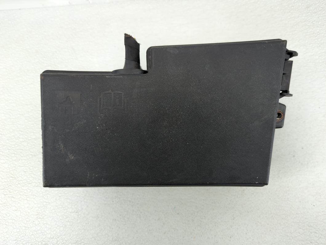 2015-2016 Lincoln Mkc Fusebox Fuse Box Panel Relay Module P/N:AV6T-14A067-AD Fits 2015 2016 OEM Used Auto Parts