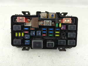 2002-2006 Honda Cr-V Fusebox Fuse Box Panel Relay Module P/N:S 9 A-A 0 2 170606160920080 Fits 2002 2003 2004 2005 2006 OEM Used Auto Parts