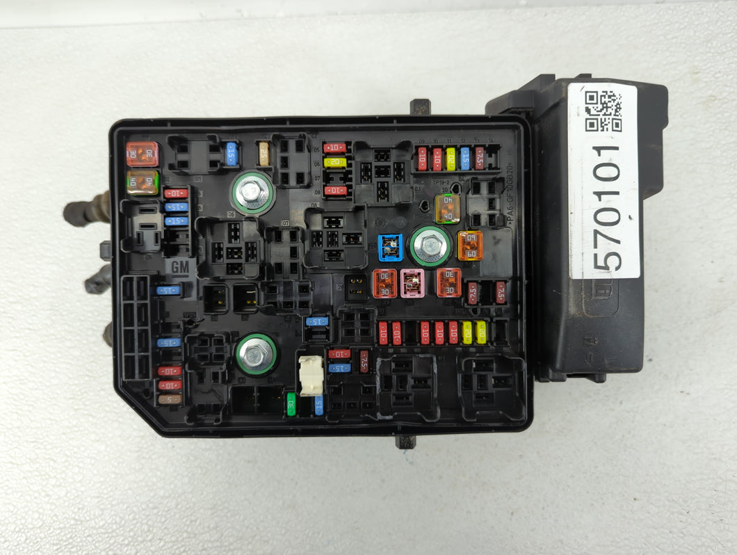 2018-2022 Chevrolet Equinox Fusebox Fuse Box Panel Relay Module P/N:23246682 Fits 2018 2019 2020 2021 2022 OEM Used Auto Parts