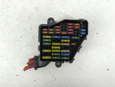 2000-2009 Audi A4 Fusebox Fuse Box Panel Relay Module P/N:8D1 941 824 Fits OEM Used Auto Parts