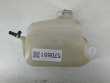 1993 Isuzu Trooper Windshield Washer Fluid Reservoir Bottle Oem