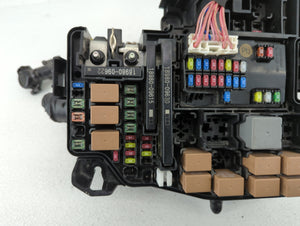 2021-2022 Hyundai Elantra Fusebox Fuse Box Panel Relay Module P/N:91250-AA180 Fits 2021 2022 OEM Used Auto Parts